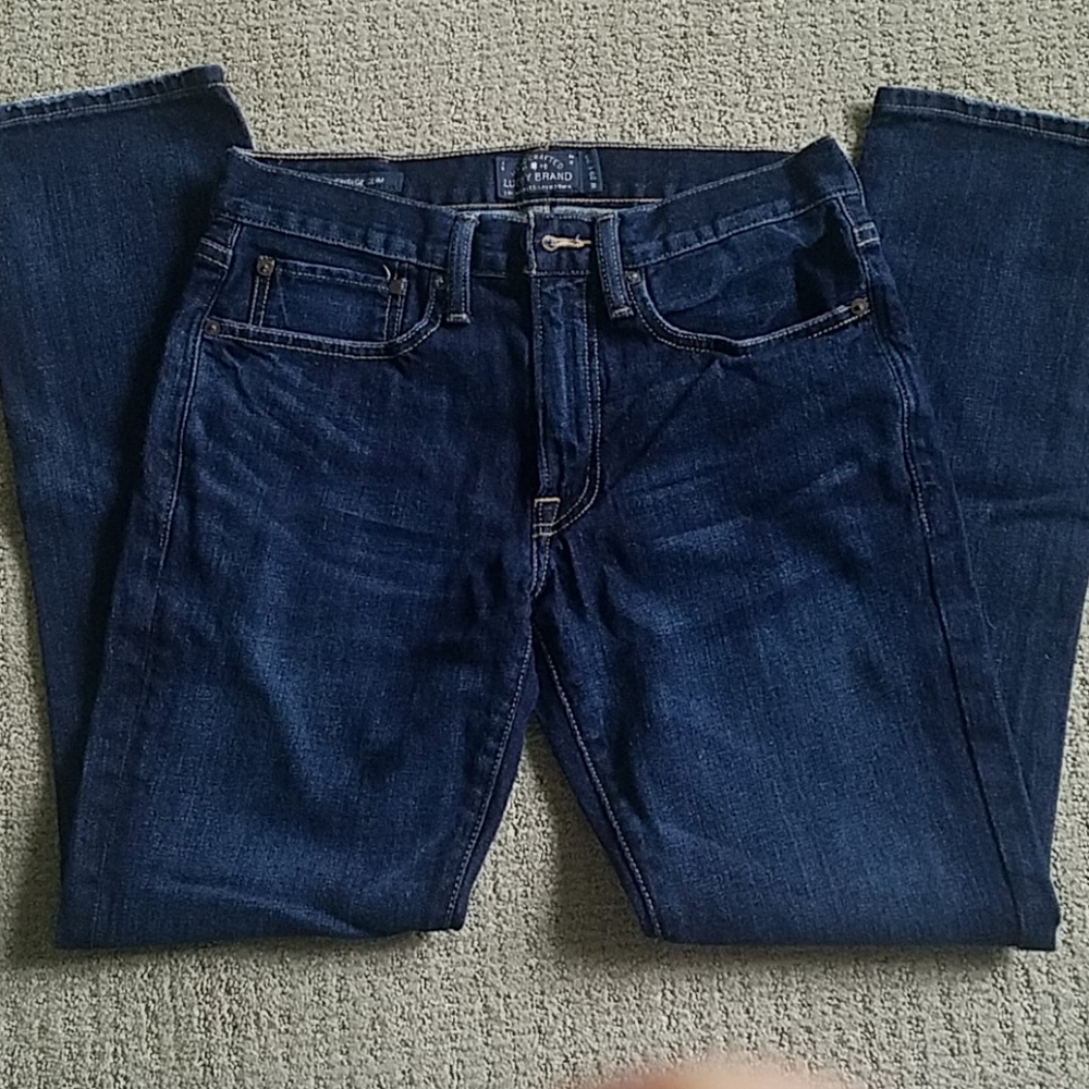 Hardly worn dark denim men's jeans